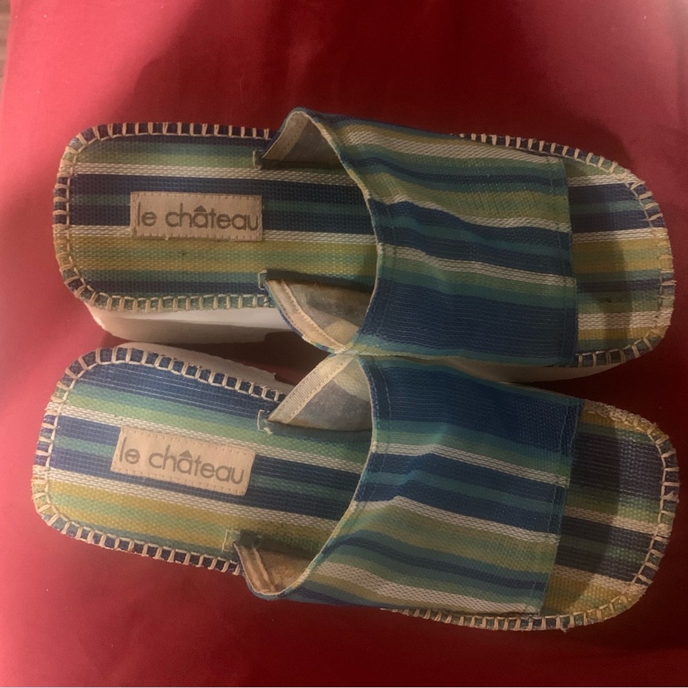 Clogs platform Le Chateau vintage l wide white bottom ,mesh top blue green white